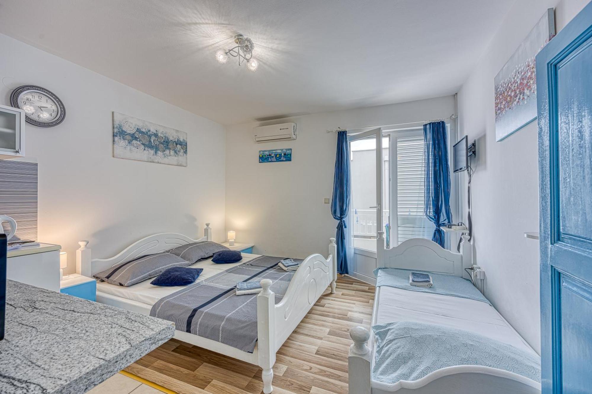 מאקרסקה Studio Apartmani Ivanda מראה חיצוני תמונה